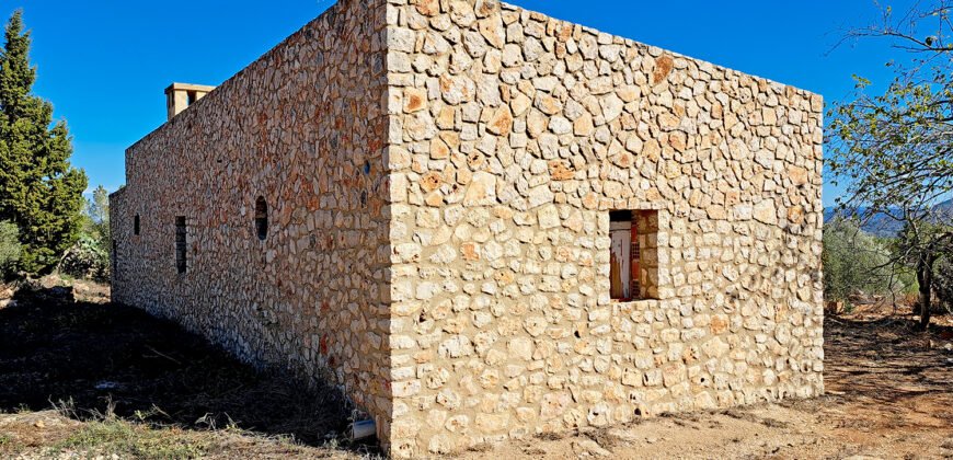 The Triple-Villa Estate of Chella