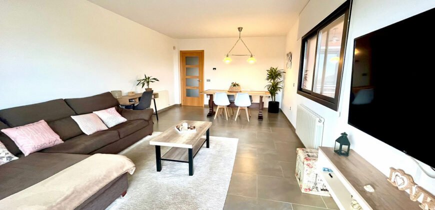 Coastal Luxury in Los Pinares